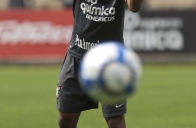 Elias durante o treino do Corinthians, realizado esta manh no Parque So Jorge. O prximo jogo da equipe, ser amanh, domingo, dia 17/10, contra o Guarani/SP, no Brinco de Ouro da Princesa, em Campinas, pela 30. a rodada do Campeonato Brasileiro de 2010