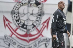 Ronaldo durante o treino do Corinthians, realizado esta manh no Parque So Jorge. O prximo jogo da equipe, ser amanh, domingo, dia 17/10, contra o Guarani/SP, no Brinco de Ouro da Princesa, em Campinas, pela 30. a rodada do Campeonato Brasileiro de 2010