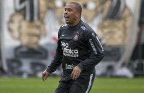 Ronaldo durante o treino do Corinthians, realizado esta manh no Parque So Jorge. O prximo jogo da equipe, ser amanh, domingo, dia 17/10, contra o Guarani/SP, no Brinco de Ouro da Princesa, em Campinas, pela 30. a rodada do Campeonato Brasileiro de 2010