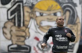 Ronaldo durante o treino do Corinthians, realizado esta manh no Parque So Jorge. O prximo jogo da equipe, ser amanh, domingo, dia 17/10, contra o Guarani/SP, no Brinco de Ouro da Princesa, em Campinas, pela 30. a rodada do Campeonato Brasileiro de 2010