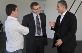 O presidente Andres Sanchez; o diretor de futebol Mario Gobbi e o novo técnico do Corinthians Tite, antes do treino do Corinthians, realizado esta manhã no CT Joaquim Grava no Parque Ecológico. O próximo jogo da equipe será domingo, dia 24/10, contra o Palmeiras no Pacaembu, pela 31. a rodada do Campeonato Brasileiro de 2010