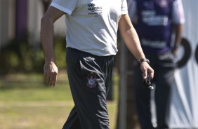 O técnico Tite durante o treino do Corinthians, realizado esta manhã no CT Joaquim Grava no Parque Ecológico. O próximo jogo da equipe será domingo, dia 24/10, contra o Palmeiras no Pacaembu, pela 31. a rodada do Campeonato Brasileiro de 2010