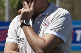 O técnico Tite durante o treino do Corinthians, realizado esta manhã no CT Joaquim Grava no Parque Ecológico. O próximo jogo da equipe será domingo, dia 24/10, contra o Palmeiras no Pacaembu, pela 31. a rodada do Campeonato Brasileiro de 2010