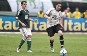 Kleber e Chicão durante a partida entre Corinthians x Palmeiras, válida pela 31ª rodada do Campeonato Brasileiro de 2010, serie A, realizada esta tarde no estádio do Pacaembu