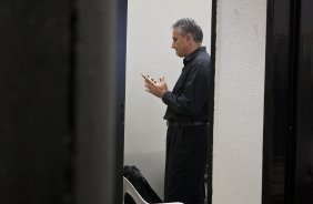 Tite nos vestiários antes da partida entre Corinthians x Palmeiras, válida pela 31ª rodada do Campeonato Brasileiro de 2010, serie A, realizada esta tarde no estádio do Pacaembu