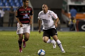 Durante a partida entre Flamengo x Corinthians, válida pela 32ª rodada do Campeonato Brasileiro de 2010, serie A, realizada esta noite no estádio do Engenhão