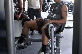 Roberto Carlos durante o treino do Corinthians, realizado esta tarde no CT Joaquim Grava no Parque Ecolgico. O prximo jogo da equipe ser quarta-feira, dia 03/11, contra o Ava, no Pacaembu, pela 33. a rodada do Campeonato Brasileiro de 2010