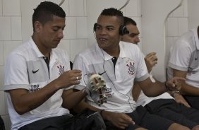 Ralf e Dentinho nos vestirios antes da partida entre So Paulo x Corinthians, vlida pela 34 rodada do Campeonato Brasileiro de 2010, serie A, realizada esta tarde no estdio do Morumbi/SP