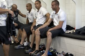 Roberto Carlos; Ronaldo e Rafael Santos nos vestirios antes da partida entre So Paulo x Corinthians, vlida pela 34 rodada do Campeonato Brasileiro de 2010, serie A, realizada esta tarde no estdio do Morumbi/SP