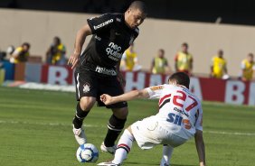 Ronaldo e Diogo durante a partida entre So Paulo x Corinthians, vlida pela 34 rodada do Campeonato Brasileiro de 2010, serie A, realizada esta tarde no estdio do Morumbi/SP