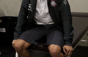 Dentinho nos vestiários antes da partida entre Corinthians x Cruzeiro, válida pela 35ª rodada do Campeonato Brasileiro de 2010, serie A, realizada esta noite no estádio do Pacaembui/SP