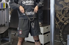 Danilo durante o treino do Corinthians realizado esta manh no CT Joaquim Grava, no Parque Ecolgico do Tiete. O prximo jogo da equipe ser domingo, dia 21/11, contra o Vitoria/BA, pela 36. a rodada do Campeonato Brasileiro de 2010