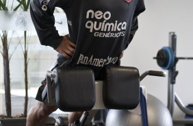 Roberto Carlos durante o treino do Corinthians realizado esta manh no CT Joaquim Grava, no Parque Ecolgico do Tiete. O prximo jogo da equipe ser domingo, dia 21/11, contra o Vitoria/BA, pela 36. a rodada do Campeonato Brasileiro de 2010