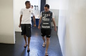 Dentinho e Bruno Cesar nos vestiários antes da partida entre Corinthians x Vasco da Gama, válida pela 37ª rodada do Campeonato Brasileiro de 2010, serie A, realizada esta tarde no estádio do Pacaembu/SP