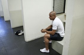 Roberto Carlos nos vestiários antes da partida entre Corinthians x Vasco da Gama, válida pela 37ª rodada do Campeonato Brasileiro de 2010, serie A, realizada esta tarde no estádio do Pacaembu/SP