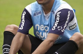 Dentinho durante o treino do Corinthians realizado esta manh no CT Joaquim Grava, no Parque Ecolgico do Tiete. O prximo jogo da equipe ser domingo, dia 05/12, contra o Goias/GO, no estdio Serra Dourada, pela 38. a rodada do Campeonato Brasileiro de 2010