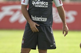 Ronaldo durante o treino do Corinthians realizado esta manh no CT Joaquim Grava, no Parque Ecolgico do Tiete. O prximo jogo da equipe ser amanh, domingo, dia 05/12, contra o Goias/GO, no estdio Serra Dourada, pela 38. a rodada do Campeonato Brasileiro de 2010