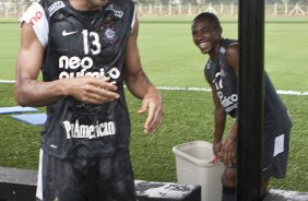 William que fez seu ultim treino como jogador profissional durante o treino do Corinthians realizado esta manh no CT Joaquim Grava, no Parque Ecolgico do Tiete. O prximo jogo da equipe ser amanh, domingo, dia 05/12, contra o Goias/GO, no estdio Serra Dourada, pela 38. a rodada do Campeonato Brasileiro de 2010