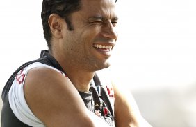 William que fez seu ultimo treino como jogador profissional durante o treino do Corinthians realizado esta manh no CT Joaquim Grava, no Parque Ecolgico do Tiete. O prximo jogo da equipe ser amanh, domingo, dia 05/12, contra o Goias/GO, no estdio Serra Dourada, pela 38. a rodada do Campeonato Brasileiro de 2010