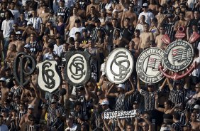 Durante a partida entre Corinthians x Vasco da Gama, válida pela 37ª rodada do Campeonato Brasileiro de 2010, serie A, realizada esta tarde no estádio do Pacaembu/SP