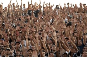 Durante a partida entre So Paulo x Corinthians, vlida pela 34 rodada do Campeonato Brasileiro de 2010, serie A, realizada esta tarde no estdio do Morumbi/SP