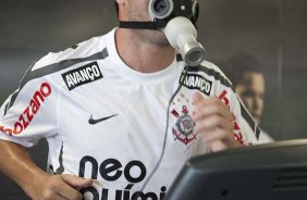 Bruno Cesar esta manhã durante a reapresentacao do time do Corinthians em 2011, no CT Joaquim Grava no Parque Ecológico do Tiete. O primeiro jogo da equipe no Campeonato Paulista 2011, será dia 16/01, contra a Portuguesa, no Pacaembu