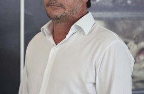 O presidente do Corinthians Andres Sanchez esta manhã durante a reapresentacao do time do Corinthians em 2011, no CT Joaquim Grava no Parque Ecológico do Tiete. O primeiro jogo da equipe no Campeonato Paulista 2011, será dia 16/01, contra a Portuguesa, no Pacaembu