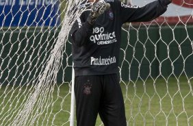 Rafael Santos durante o treino de hoje a tarde no Spa Sport Resort na cidade de Itu, interior de So Paulo. O primeiro jogo da equipe ser dia 16/01, contra a Portuguesa, no Pacaembu, vlida pela 1 rodada do Campeonato Paulista de 2011