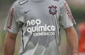 Ronaldo durante o treino de hoje a tarde no CT Joaquim Grava, no Parque Ecolgico do Tiete. O primeiro jogo da equipe ser dia 16/01, contra a Portuguesa, no Pacaembu, vlida pela 1 rodada do Campeonato Paulista de 2011