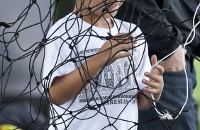 Ronaldo levou o seu filho Alex, 5 anos, cuja paternidade foi reconhecida pelo atacante recentemente, fruto de um relacionamento com a brasileira Michele Umezu, durante o treino de hoje a tarde no CT Joaquim Grava, no Parque Ecolgico do Tiete. O prximo jogo da equipe ser domingo, dia 23/01, contra o Noroeste/Bauru, vlida pela 3 rodada do Campeonato Paulista de 2011