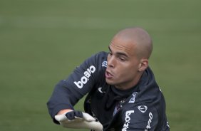 Julio Cesar durante o treino desta tarde no CT Joaquim Grava, no Parque Ecolgico do Tiete. O time se prepara para o jogo contra o Mogi Mirim, quinta-feira, dia 17/02, complementando a 4 rodada do Campeonato Paulista 2011