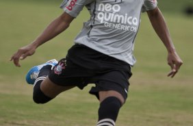 Liedson durante o treino desta tarde no CT Joaquim Grava, no Parque Ecolgico do Tiete. O time se prepara para o jogo contra o Mogi Mirim, quinta-feira, dia 17/02, complementando a 4 rodada do Campeonato Paulista 2011