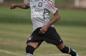 Liedson durante o treino desta tarde no CT Joaquim Grava, no Parque Ecolgico do Tiete. O time se prepara para o jogo contra o Mogi Mirim, quinta-feira, dia 17/02, complementando a 4 rodada do Campeonato Paulista 2011