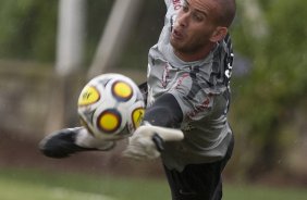 Rafael Santos durante o treino desta tarde no CT Joaquim Grava, no Parque Ecolgico do Tiete. O time se prepara para o jogo contra o Mogi Mirim, quinta-feira, dia 17/02, complementando a 4 rodada do Campeonato Paulista 2011