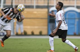 Durante a partida entre Corinthians x Santos, vlida pela 9 rodada do Campeonato Paulista de 2011, realizada esta tarde no estdio do Pacaembu