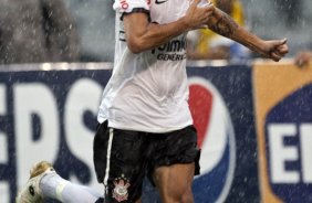 Durante a partida entre Corinthians x Santos, vlida pela 9 rodada do Campeonato Paulista de 2011, realizada esta tarde no estdio do Pacaembu