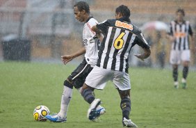 Durante a partida entre Corinthians x Santos, vlida pela 9 rodada do Campeonato Paulista de 2011, realizada esta tarde no estdio do Pacaembu