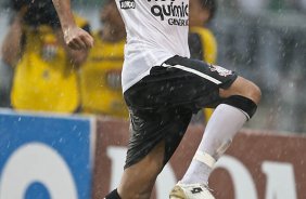 Durante a partida entre Corinthians x Santos, vlida pela 9 rodada do Campeonato Paulista de 2011, realizada esta tarde no estdio do Pacaembu