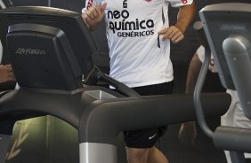 Alessandro durante o treino desta manh no CT Joaquim Grava, no Parque Ecolgico do Tiete. O time se prepara para o jogo contra o Grmio Prudente, sbado, dia 26/02, no Pacaembu, pela 10 rodada do Campeonato Paulista 2011