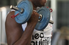 Jucilei durante o treino desta manh no CT Joaquim Grava, no Parque Ecolgico do Tiete. O time se prepara para o jogo contra o Grmio Prudente, sbado, dia 26/02, no Pacaembu, pela 10 rodada do Campeonato Paulista 2011