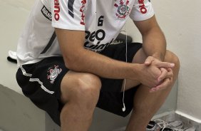 Alessandro nos vestiários antes da partida entre Corinthians x Grêmio Prudente/Presidente Prudente, válida pela 10ª rodada do Campeonato Paulista de 2011, realizada esta noite no estádio do Pacaembu
