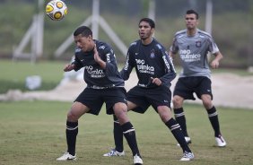 Ralf; Wallace e Leandro Castn durante o treino do Corinthians esta tarde no CT Joaquim Grava, Parque Ecolgico do Tiete. O time se prepara para o jogo contra o Linense, sbado, dia 05/03, no estdio Gilberto Lopes, em Lins/SP, pela 11 rodada do Campeonato Paulista 2011