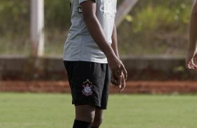 Denner que foi convicado para a Selecao Sub-18 durante o treino do Corinthians realizado esta tarde no CT Joaquim Grava, Parque Ecolgico do Tiete. O time se prepara para o jogo contra o Oeste, amanh, 4a. feira dia 23/03, no estdio do Pacaembu, pela 15 rodada do Campeonato Paulista 2011