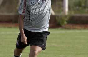 Dentinho durante o treino do Corinthians realizado esta tarde no CT Joaquim Grava, Parque Ecolgico do Tiete. O time se prepara para o jogo contra o Oeste, amanh, 4a. feira dia 23/03, no estdio do Pacaembu, pela 15 rodada do Campeonato Paulista 2011