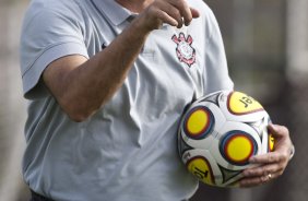 Tite durante o treino do Corinthians realizado esta tarde no CT Joaquim Grava, Parque Ecolgico do Tiete. O time se prepara para o jogo contra o Oeste, amanh, 4a. feira dia 23/03, no estdio do Pacaembu, pela 15 rodada do Campeonato Paulista 2011