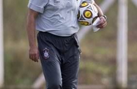 Tite durante o treino do Corinthians realizado esta tarde no CT Joaquim Grava, Parque Ecolgico do Tiete. O time se prepara para o jogo contra o Oeste, amanh, 4a. feira dia 23/03, no estdio do Pacaembu, pela 15 rodada do Campeonato Paulista 2011