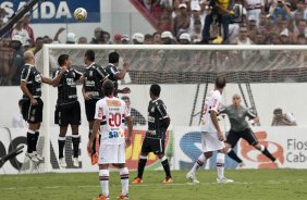 Gol de Rogerio Ceni durante a partida entre So Paulo x Corinthians, realizada esta tarde no estdio Arena de Barueri, pela 16 rodada do Campeonato Paulista 2011