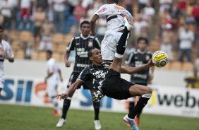 Liedson durante a partida entre So Paulo x Corinthians, realizada esta tarde no estdio Arena de Barueri, pela 16 rodada do Campeonato Paulista 2011