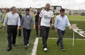 O atacante Adriano foi apresentado hoje pelo Corinthians, como o mais novo reforco para 2011, antes do treino desta tarde no CT Joaquim Grava, Parque Ecológico do Tiete. O time se prepara para o jogo contra o Botafogo/RP, domingo dia 03/04/2011, no estádio Santa Cruz em Ribeirão Preto, pela 17ª rodada do Campeonato Paulista 2011