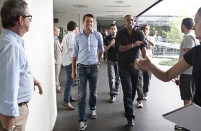 O atacante Adriano foi apresentado hoje pelo Corinthians, como o mais novo reforco para 2011, antes do treino desta tarde no CT Joaquim Grava, Parque Ecológico do Tiete. O time se prepara para o jogo contra o Botafogo/RP, domingo dia 03/04/2011, no estádio Santa Cruz em Ribeirão Preto, pela 17ª rodada do Campeonato Paulista 2011